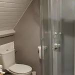 Hibiscus Bed & Breakfast Malaunay