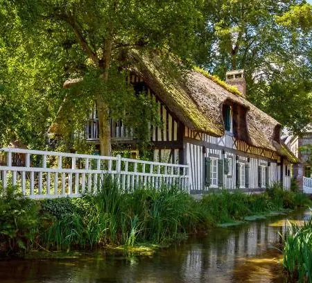 Hibiscus Bed & Breakfast